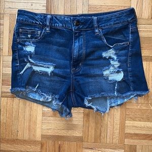 Denim shorts super stretchy